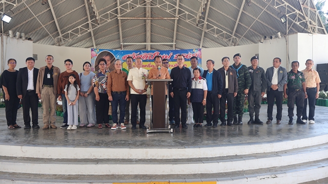 ยะลา-เบตง / ส่งมอบความสุขปีใหม่ แจกทุนการศึกษา มอบเครื่องอุปโภคบริโภคแก่ผู้ยากไร้ 600 ถุง