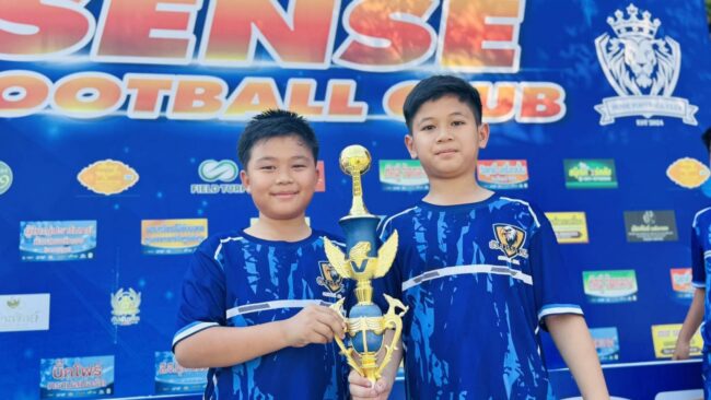 สมุทรสาคร-ทีมบัวสุวรรณ FCคว้าแชมป์ถ้วยรางวัลที่ 2 สร้างหัวใจที่โตขึ้นเสริมทักษะรู้แพ้รู้ชนะ รู้อภัย