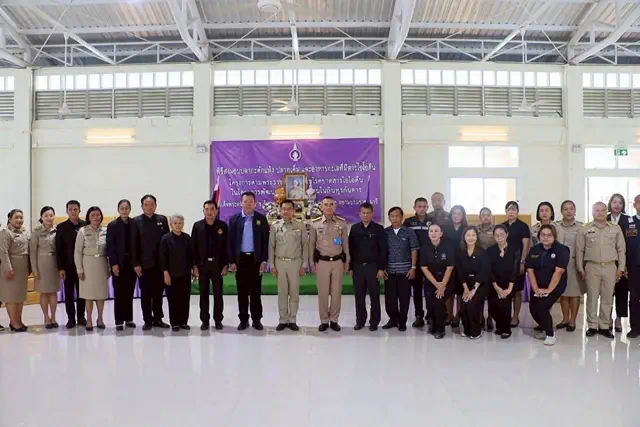 กองทัพเรือ ร่วมกับจังหวัดในพื้นที่ภาคใต้ สืบสานพระราชดำริ “ส่งมอบอาหารทะเลสู่พื้นที่ห่างไกลภาคเหนือ” ครบรอบ 30 ปี