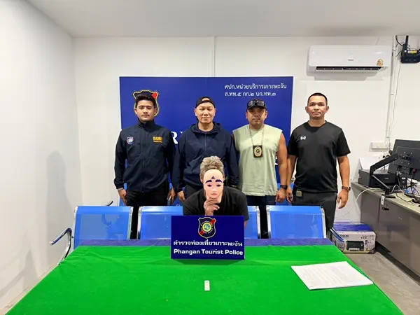 ตำรวจท่องเที่ยว เปิด “ยุทธการฟ้าสรางที่เกาะพะงัน” ล้างบางขบวนการค้ายาข้ามชาติ ยึดของกลางมูลค้าหลายสิบล้าน – รวบผู้ต้องหา 7 ราย ดำเนินคดีขั้นสูงสุด