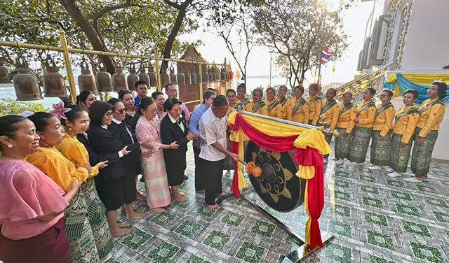 ชลบุรี-เปิดงานนมัสการปิดทองหลวงพ่อดำ (เขาเจดีย์) เทศกาลตรุษจีน วัดช่องแสมสาร ประจำปี 2569