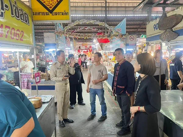 กาฬสินธุ์-ผู้ว่าฯ กาฬสินธุ์ สั่งการหน่วยงานที่เกี่ยวข้อง ลงพื้นที่ตรวจสอบราคาสินค้าและบริการ สร้างความมั่นใจให้ประชาชน หลังสถานการณ์สงครามในตะวันออกกลาง