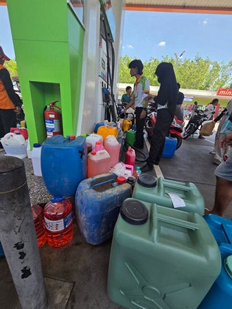 สงขลา-น้ำมันสงขลาป่วนหนัก บางจาก สั่งปิดปั๊มอ้างหมดโควต้า  เจ้าของปั๊มโร่ขอความเมตตาจากพลังงานจังหวัด