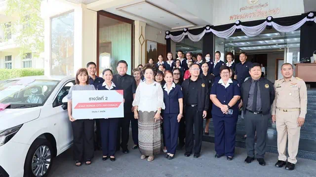 อยุธยา – ผู้ว่าฯ อยุธยา เป็นประธานมอบรางวัลใหญ่ ทาวน์โฮม รถยนต์ และรถจักรยานยนต์ สลากกาชาดการกุศล งานยอยศยิ่งฟ้าอยุธยามรดกโลก 2568