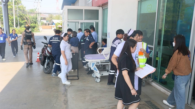 ลำพูน – โรงพยาบาลพริ้นซ์ ลำพูน โรงพยาบาลศิริเวช ลำพูน ร่วมกับ สถานีตำรวจภูธรเมืองลำพูน ซ้อมแผนเสมือนจริง CODE WHITE เตรียมความพร้อมในการรับมือเหตุการณ์ฉุกเฉิน