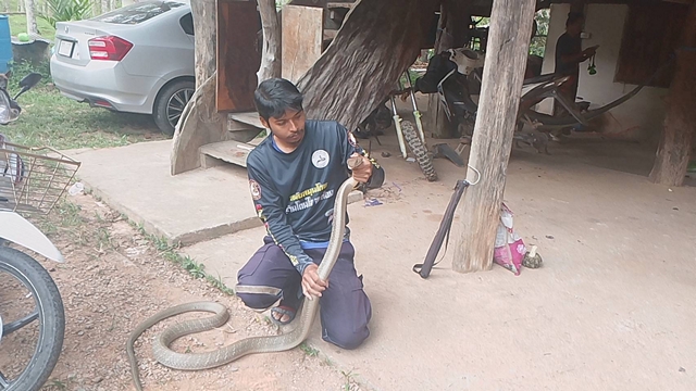 จงอางยาว 3 ม.ซุกห้องเครื่องรถเก๋ง เชื่อมาให้โชค