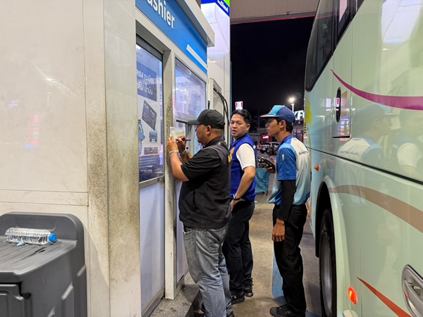 ชลบุรี-ผู้ว่าฯ เมืองชล สั่งปกครอง ตรวจเข้ม ปั้มน้ำมัน ปริมาณและความผันผวนน้ำมัน