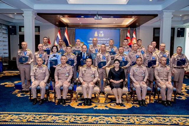 ทัพเรือภาคที่ 1 เข้าร่วมพิธีรับมอบเครื่องหมายสหัทยานาวีและประกาศนียบัตรกำกับเครื่องหมาย ประจำปี 2569