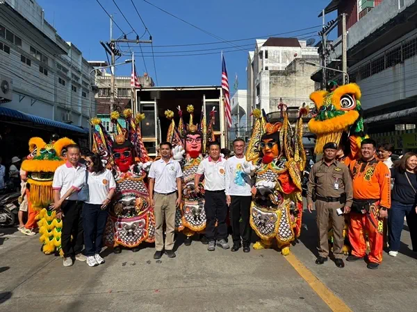 ยะลา-เบตง / สามศาลเจ้ามาเลเซียร่วมงานแห่พระวัดกวนอิมเบตงคึกคัก