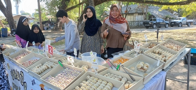 นราธิวาส-ฮือฮา ปังจิ๋ว แต่ราคาแจ๋วชัดเจน 2บาท 5,000ทะลุ10,000บาท2ชั่วโมงรับประกันอร่อยอิ่มท้องไส้ทะลักทุกคำ