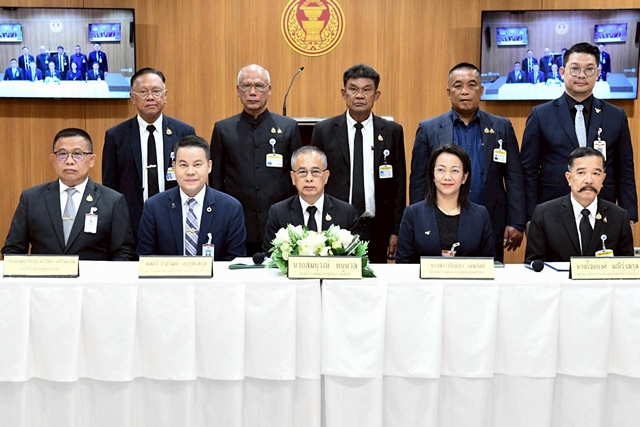 กมธ.ทหารฯ วุฒิสภา ร่วมกับภาคีเครือข่ายแถลงเตรียมจัดเสวนาวิชาการ “22 ปี จชต. : ถอดบทเรียนความ มั่นคง สู่พื้นที่ปลอดภัยและสันติสุขที่ยั่งยืน” วันที่ 20 พ.ค.69 นี้