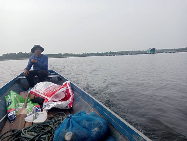 กาฬสินธุ์วิกฤติพลังงานลามไม่หยุดกระทบปลากระชังเขื่อนลำปาวยอดขายตกเจอฝนใหม่น้ำแดงเสี่ยงน็อคตาย