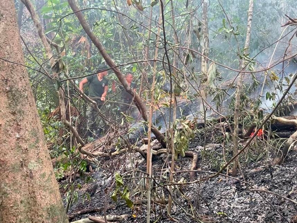 สะบ้าย้อย เปิดภาพมุมสูงไฟป่าทับหลวงดับลงหลังจากฝนตกหนัก ช่วยดับไฟ