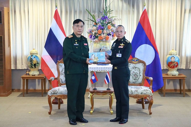 ปทุมธานี ไทย ลาว แน่นแฟ้น ผบ.ทสส. เปิดฝึกอบรมโครงการพระราชดำริฯ รุ่นที่ 4