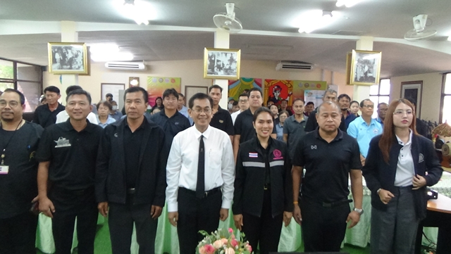 อ่างทอง-พัฒนาสังคม ลงพื้นที่ทำโครงการสร้างเสริมสวัสดิการสังคม ช่วยเหลือครัวเรือนเปาะบาง