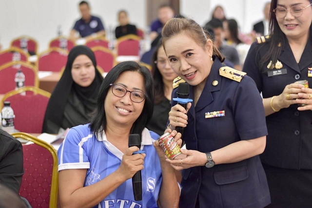 ฉะเชิงเทรา-“จัดหางานฉะเชิงเทรา” จัดทัพติวเข้มนายจ้าง-ภาคีเครือข่ายกว่า 450 คน อัปเดตกฎหมายแรงงานต่างด้าว มุ่งเป้าบริหารจัดการเป็นระบบ 100%