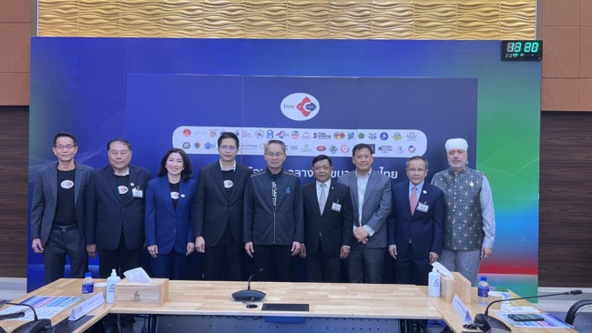 “อลงกรณ์”ชี้ร่าง พ.ร.บ.สภาเอสเอ็มอีสร้างศักยภาพใหม่เศรษฐกิจฐานราก เพิ่มเม็ดเงินกว่า3แสนล้าน เรียกร้องรัฐบาลรัฐสภาร่วมสนับสนุน