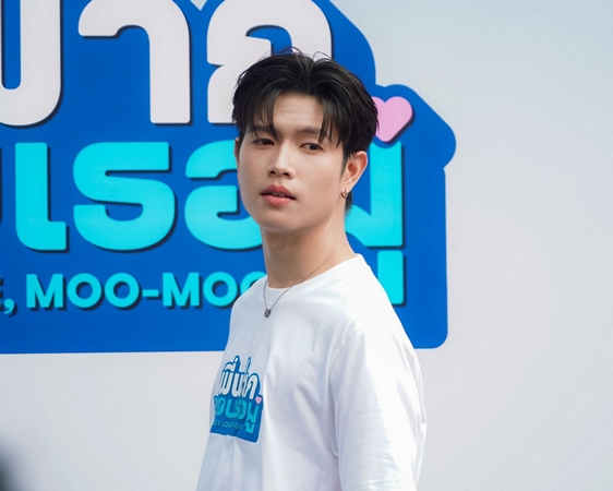 “เทอร์โบ ชนกชนม์” ศิลปิน Rabbit Moon กับผลงานซีรีส์ทางช่อง 3 “พี่ฟากชอบเธอมู่ CrazyLove – MooMoo”