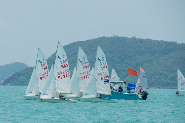 นาวี – นิชาภา ท้อปฟอร์ม นำเรือใบประเภท 470 เข้าวินเป็นอันดับที่ 1 ในการแข่งขันเรือใบชิงชนะเลิศแห่งประเทศไทยประจำปี 2569 เป็นวันที่สอง