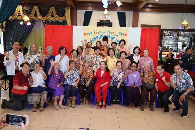 ศิษย์เก่า ศ.ว.น.รวมพลังจัดงานสงกรานต์รดน้ำครู ปีที่ 18 สานสายใยกตัญญูไม่เสื่อมคลาย