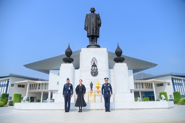 ชมรมพัฒนาสัมพันธ์ระดับผู้บริหาร กองทัพอากาศศึกษาดูงานและเยี่ยมชมกิจการโรงเรียนนายเรืออากาศนวมินทกษัตริยาธิราช อ.มวกเหล็ก จว.สระบุรี