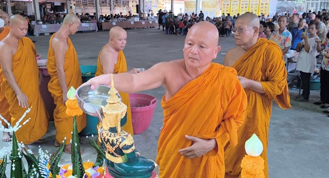 นครนายก – วัดคีรีวันจัดงานสืบสานประเพณีสงกรานต์ไทยเวียงสรงน้ำพระ-สามเณร