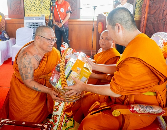 นครนายก – พิธีพุทธาพิเษกวัตถุมงคล สวดเสริมบารมีโชคชะตาราศีมงคล ถวายผ้าป่าสามัคคี วัดเขาชะโงก