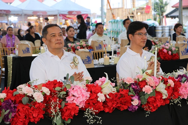 ปทุมธานี จัดงานมหกรรมการส่งเสริมการท่องเที่ยวตามรอยสมเด็จพระเจ้าตากสิน และการแข่งขันข้าวแช่ชาวมอญ จ.ปทุมธานี