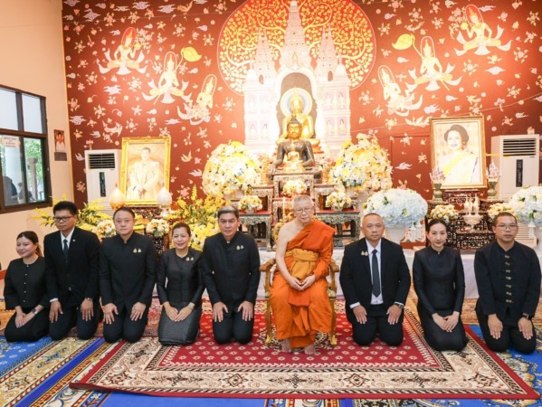 เชียงใหม่- ผู้ทรงคุณวุฒิ สำนักงานตำรวจแห่งชาติร่วมพิธีบำเพ็ญกุศลสวดพระพุทธมนต์ และเจริญจิตตภาวนาอุทิศถวาย แด่สมเด็จพระนางเจ้าสิริกิติ์ พระบรมราชินีนาถ พระบรมราชชนนีพันปีหลวง