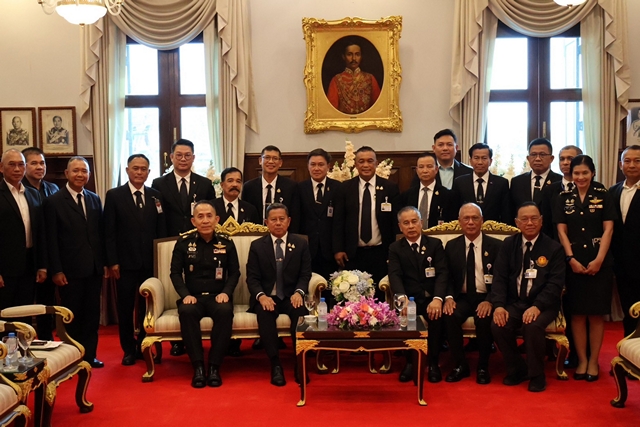 ปธ.กมธ.ทหารฯ วุฒิสภา เข้าพบพลโท อดุลย์ บุญธรรมเจริญ รัฐมนตรีว่าการกระทรวงกลาโหม หารือราชการเนื่องในโอกาสเข้าเยี่ยมคานับและหารือข้อราชการ
