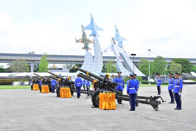 กองทัพอากาศ จัดพิธียิงสลุตหลวง 21 นัด เฉลิมพระเกียรติสมเด็จพระนางเจ้าสุทิดา พัชรสุธาพิมลลักษณ พระบรมราชินี เนื่องในโอกาสวันเฉลิมพระชนมพรรษา 3 มิถุนายน 2569