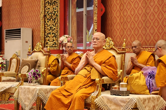 ปทุมธานี จัดพิธีถวายมุทิตาสักการะ “พระเทพวัชรธรรมาจารย์” เจ้าคณะจังหวัดปทุมธานี