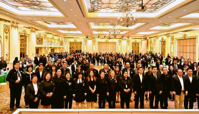 กรมคุ้มครองสิทธิฯ ติวเข้ม “สมาคมคุ้มครองผู้บริโภคสื่อดิจิทัลไทย” ติดอาวุธขยายความรู้สู่เครือข่ายภาคพลเมือง ช่วยเหยื่อภัยออนไลน์ไกล่เกลี่ยฟรี