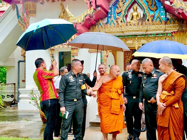 ร้อยเอ็ด… แม่ทัพภาค​ 2​ เปิดป้ายอุทยานการศึกษาเฉลิมพระเกียรติวัดเกาะบ่อพันขันรัตนโสภณ