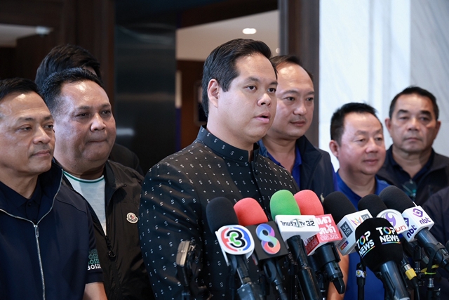 “สรรเพชญ” นำ สส. ภาคใต้ แถลงความคืบหน้า 2 โครงการใหญ่ “สะพานเชื่อมเกาะลันตา–สะพานข้ามทะเลสาบสงขลา” เตรียมเริ่มก่อสร้างปลายปี 2569 สร้างเสร็จปี 2572