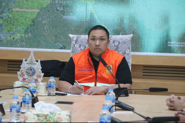 นครนายก – มท.2 ลงพื้นที่นครนายก ติดตามสถานการณ์อุทกภัย ประสานเร่งสนับสนุนเครื่องมือช่วยเหลือประชาชน