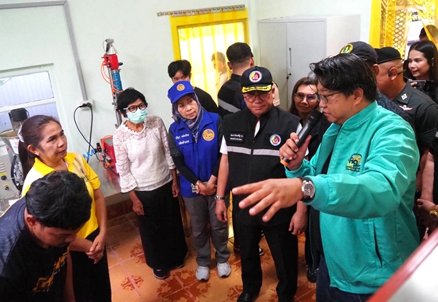 สงขลา-“เกษตร” มรภ.สงขลา ต่อยอดชุดนวัตกรรม มรภ.มหาสารคาม นำองค์ความรู้ยกระดับลูกประคบสมุนไพร วิสาหกิจชุมชนฯ บ้านปลักหนู อ.นาทวี สร้างงาน เพิ่มรายได้ประชาชนในท้องถิ่น