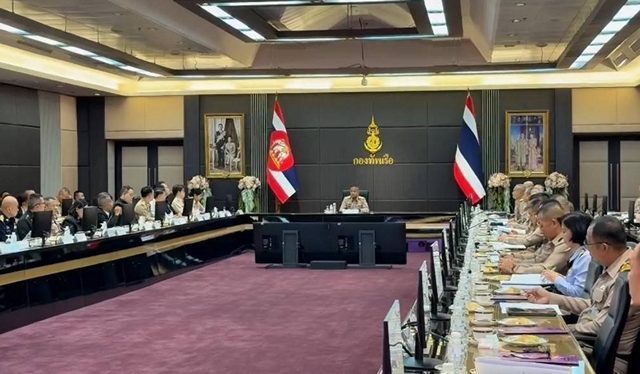 ผบ.ทร. ประชุมติดตามความก้าวหน้าขบวนพยุหยาตราทางชลมารค ปี 2569 เตรียมซ้อมใหญ่ 21 และ 28 ต.ค. นี้