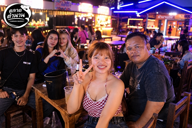 ชลบุรี-เปิดแล้ว! “ตลาดตำนาน เครือสหพัฒน์” แหล่งรวมอาหารและความบันเทิงแห่งใหม่ ชวนสัมผัสบรรยากาศตลาดยามค่ำคืน
